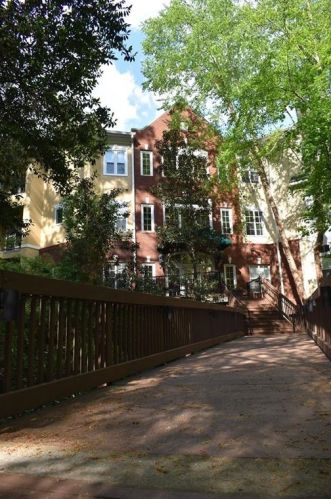 424 Lindbergh Dr, Atlanta GA  30305-3832 exterior