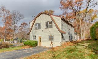 101 Brendona Ave, Stanhope, NJ 07874-2125