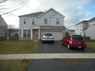 379 Palmer Dr, Lemont IL  60490-2039 exterior