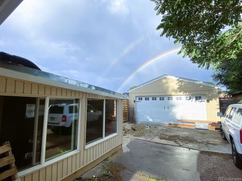 2250 Zuni St, Englewood CO  80110-1058 exterior