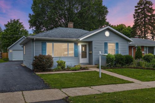 340 Mozart St, Palatine, IL 60067-5310