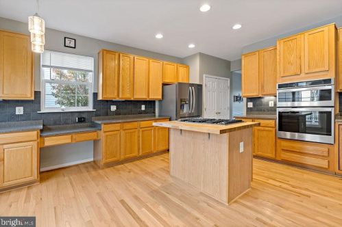 409 Prospect Hl Blvd, Charles Town WV 25414-5497 exterior