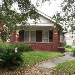 516 Pierce St, Houston TX  77002-8648 exterior