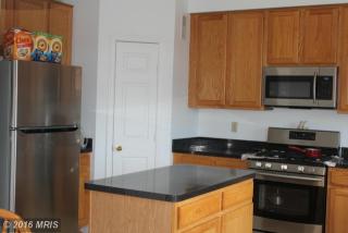 22911 Benson Ter, Dulles VA  20166-4337 exterior