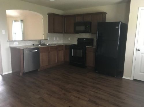 2133 Shady Glen Trl, Princeton TX  75407-2636 exterior