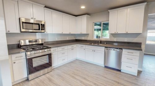 6352 Riverside, Riverside CA  92506-3129 exterior