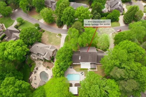 410 Glenmont Ct, Atlanta GA  30350-1067 exterior