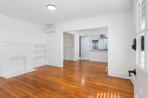 244 Kenwood St, Glendale CA  91206-4209 exterior