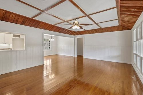 4859 Eastline Dr, Fort Worth TX  76119-4619 exterior