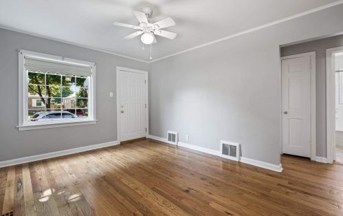 4334 Overhill Ave, Chicago, IL 60706-1011