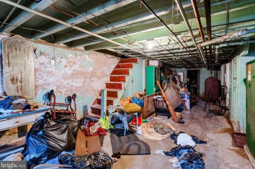 1745 19 St, Philadelphia PA  19145-2120 exterior