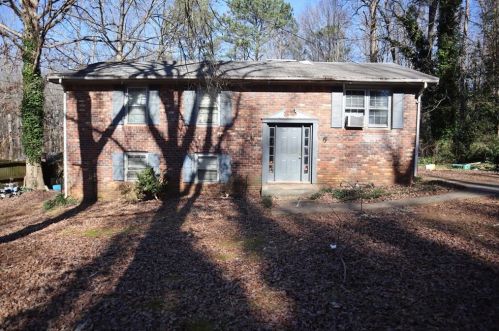 1262 Ox Dr, Mableton, GA 30126-2040