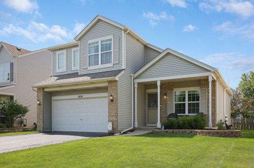 5808 Lake Pointe Dr, Plainfield, IL 60586-5911