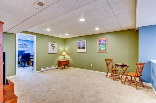 8 Matthew Ct, Dover NJ  07869-1058 exterior