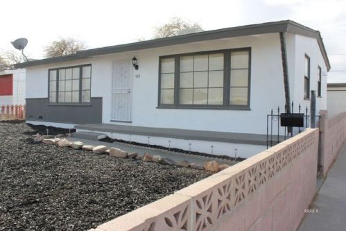 405 Norma St, Ridgecrest, CA 93555-3612