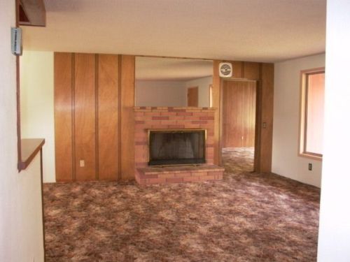 2305 Hackamore Ln, Prineville, OR 97754-8011