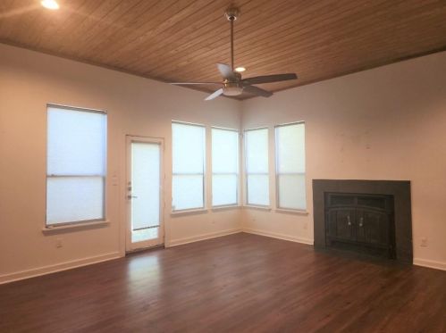 1511 Betty Jo Dr, Austin, TX 78704-2648