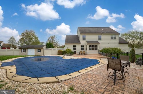 3202 Ashley Ln, York, PA 17315-3097
