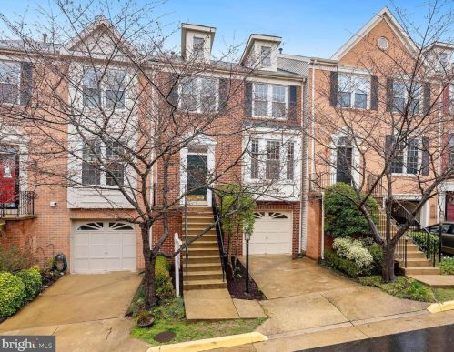 7109 Tanworth Dr, Springfield, VA 22152-3663
