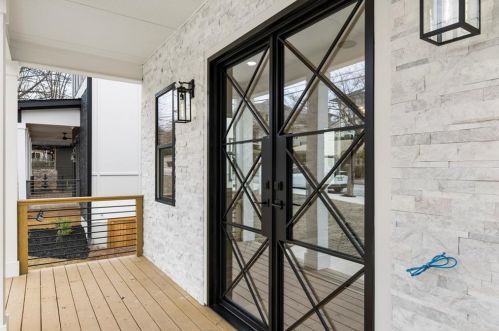 2020 Cambridge Ave, Atlanta, GA 30337-1816