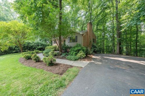 2511 Kerry Ln, Charlottesville, VA 22901-2928