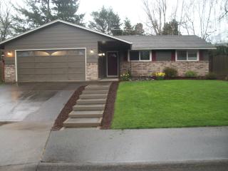 3624 Harlow Ct, Wood Village OR  97060-3251 exterior