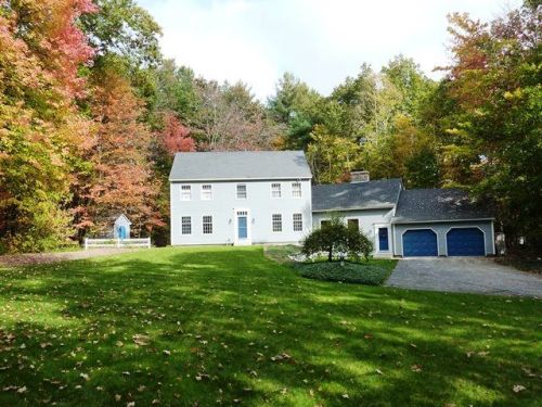 16 Howe Ln, Hollis, NH 03049-6006