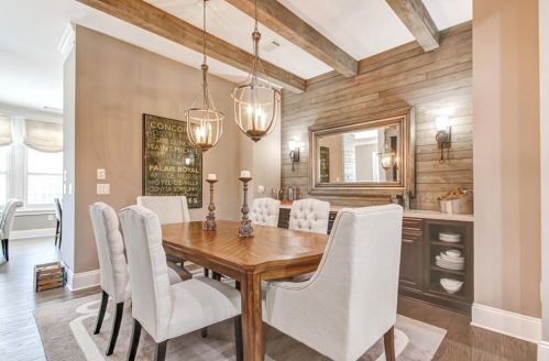 3636 Brookleigh Ln, Atlanta GA  30319-2219 exterior