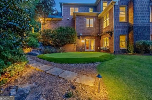 8186 Hewlett Rd, Atlanta GA  30350-3501 exterior