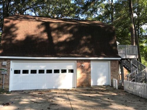 808 Stone Mountain Dr, Conroe TX  77302-3832 exterior