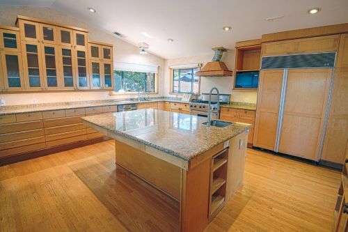 14188 Stanford Ct, Los Altos, CA 94022-1812