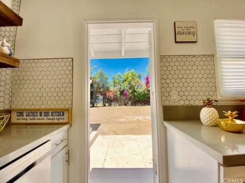 9465 Garfield St, Riverside CA  92503-3709 exterior