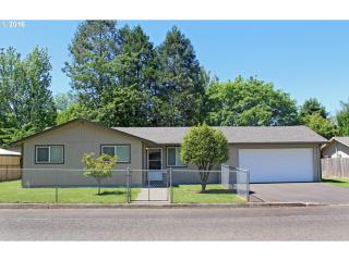 759 Broadway St, Estacada OR  97023-9557 exterior