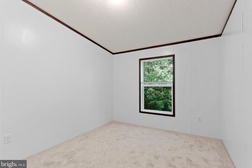 1148 Moulstown Rd, Hanover PA 17331-6853 exterior