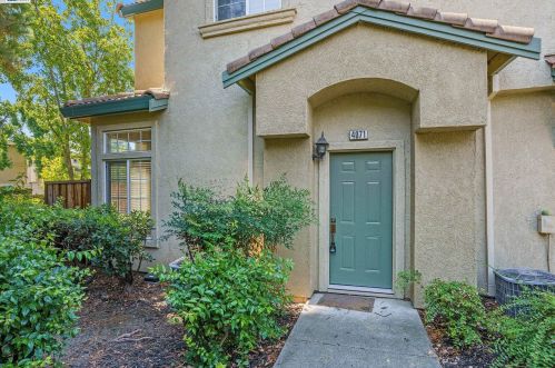 4071 Ghiotti Ct, Pleasanton, CA 94588-3092