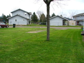 1050 Central Ave, Sutherlin OR  97479-9477 exterior