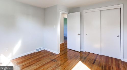 86 Victoria Ln, Lancaster PA  exterior