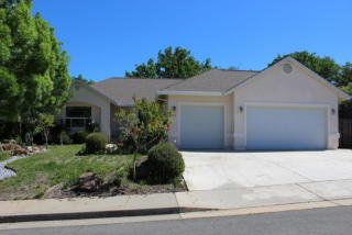 571 Fair Hill Dr, Redding, CA 96003-5219