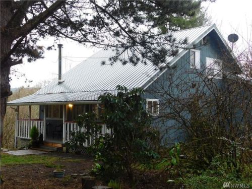 153 Orchard Dr, Salkum, WA 98582-9611