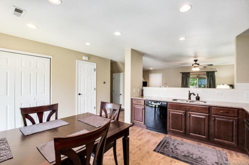 3654 Dexter St, Denver CO 80246-1820 exterior