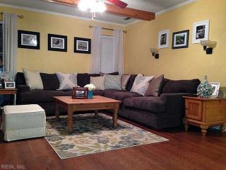 1030 Copper Stone Cir, Chesapeake VA  23320-8273 exterior