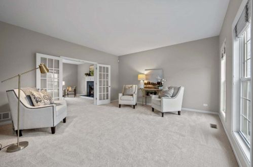 255 Landfield Rd, Batavia, IL 60510-3611