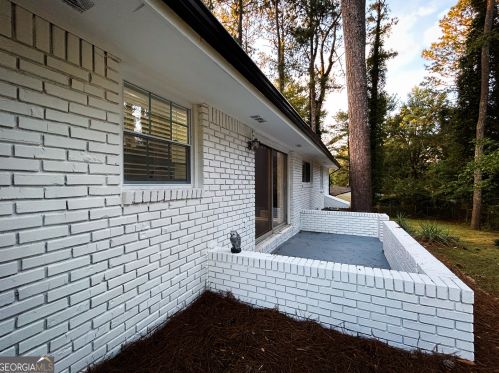 180 Lydia Dr, Atlanta GA  30315-8416 exterior