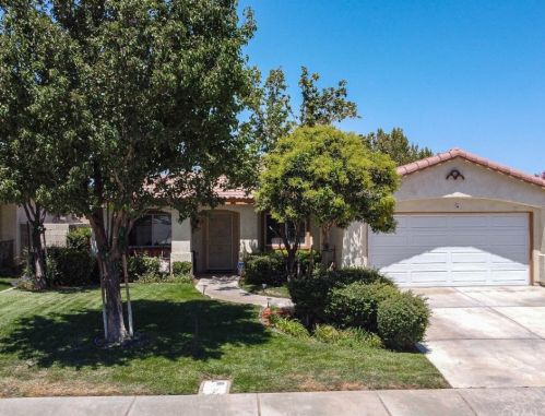 3527 Cooperstown Ave, Lancaster CA  93535-2429 exterior