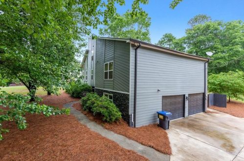 4079 Stephanie Ct, Kennesaw, GA 30152-3177