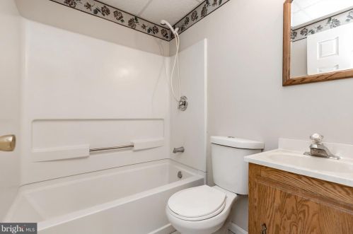 15128 Callohan Ct, Silver Spring MD 20906-6134 exterior