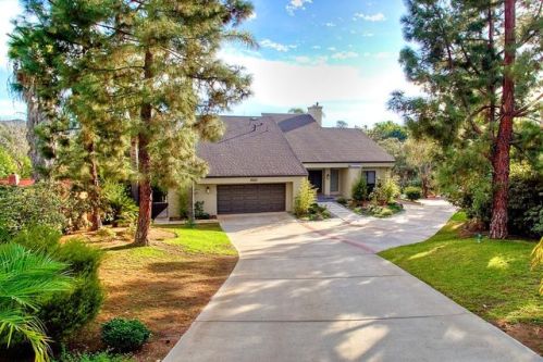 2520 Foothill Dr, Vista, CA 92084-6501