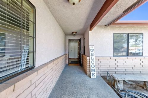 525 Ash St, Lemoore, CA 93245-3549
