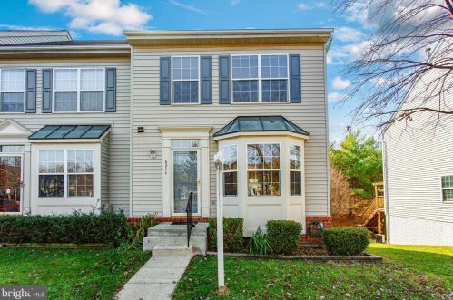 6244 Deep Earth Ln, Columbia, MD 21045-2565