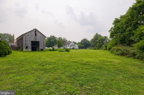 720 Elizabeth St, Lancaster PA  17603-2218 exterior